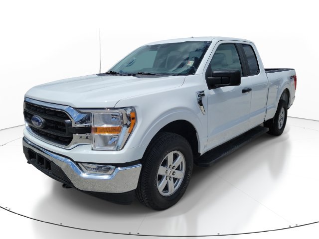Certified 2021 Ford F150 XLT w/ Trailer Tow Package AWD/4WD image 4