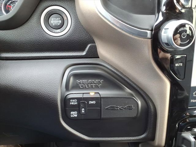 Used 2024 RAM 3500 Laramie image 28