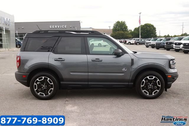 Certified 2024 Ford Bronco Sport Outer Banks w/ Tech Package AWD/4WD image 4