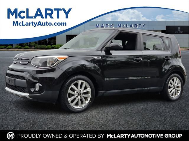 Used 2017 Kia Soul + FWD image 7