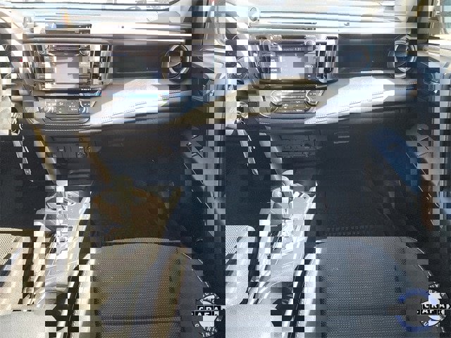 Used 2017 Toyota RAV4 XLE image 10