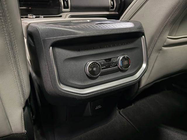 Certified 2025 Ford Expedition Active AWD/4WD image 28