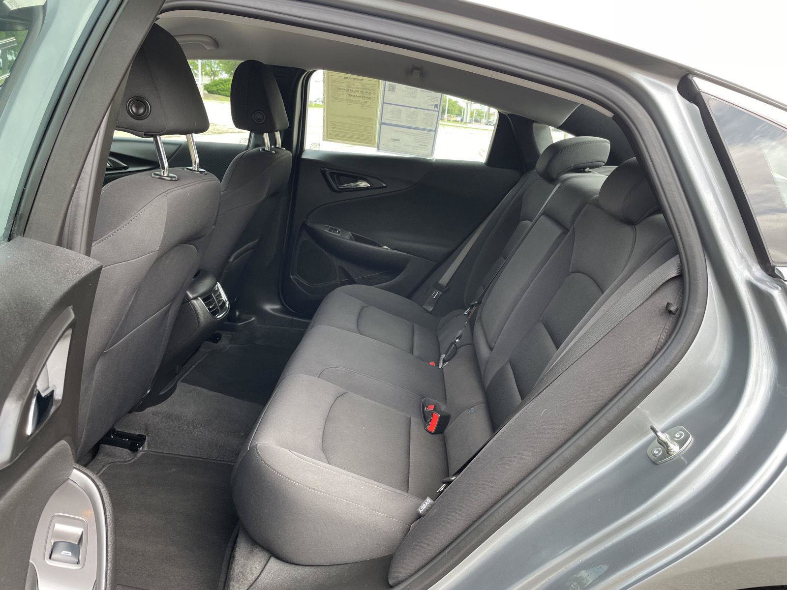 Used 2025 Chevrolet Malibu LT FWD image 20