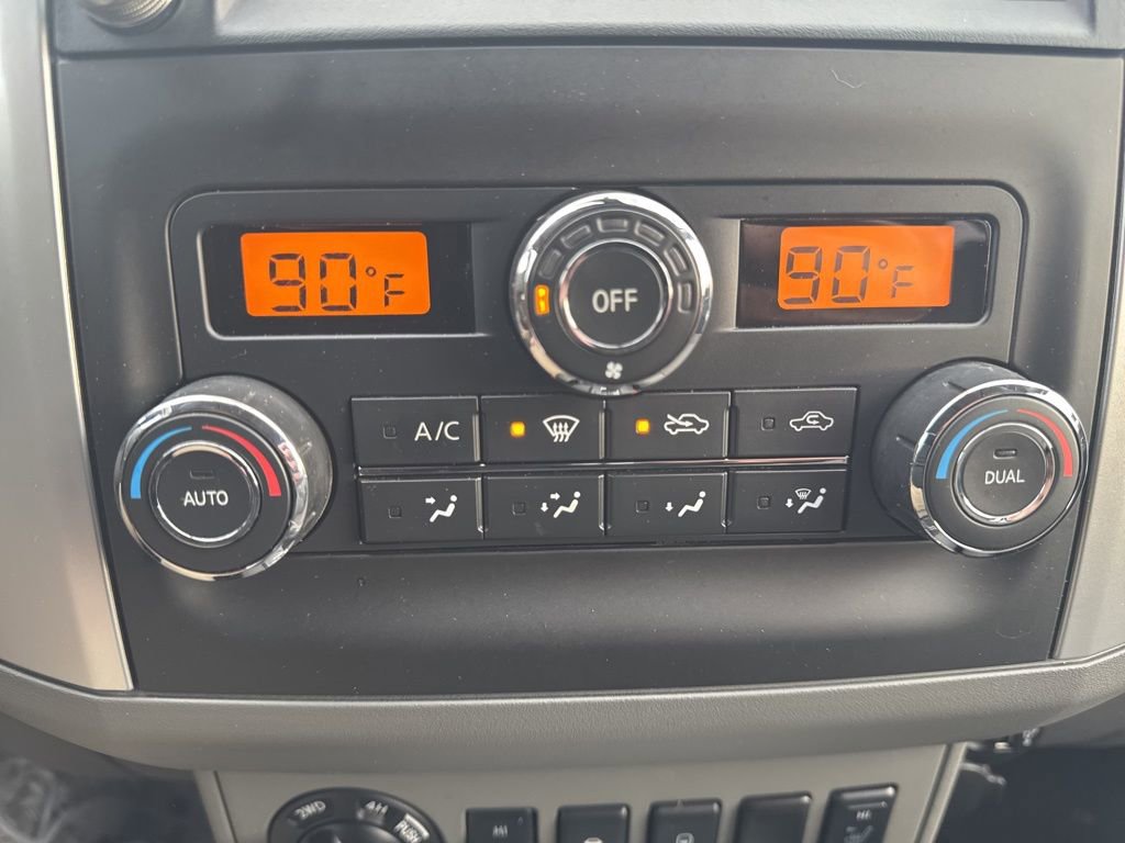 Used 2021 Nissan Frontier SV image 6