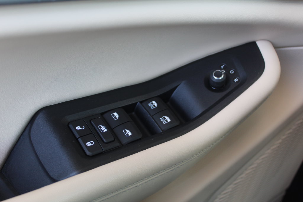 Used 2024 Jeep Grand Cherokee Limited RWD image 26