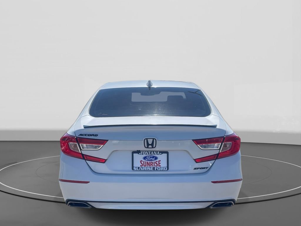 Used 2018 Honda Accord Sport image 3