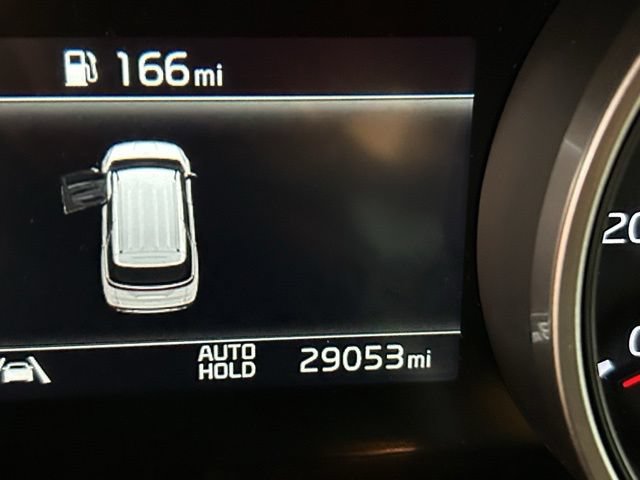 Used 2024 Kia Carnival EX FWD image 21