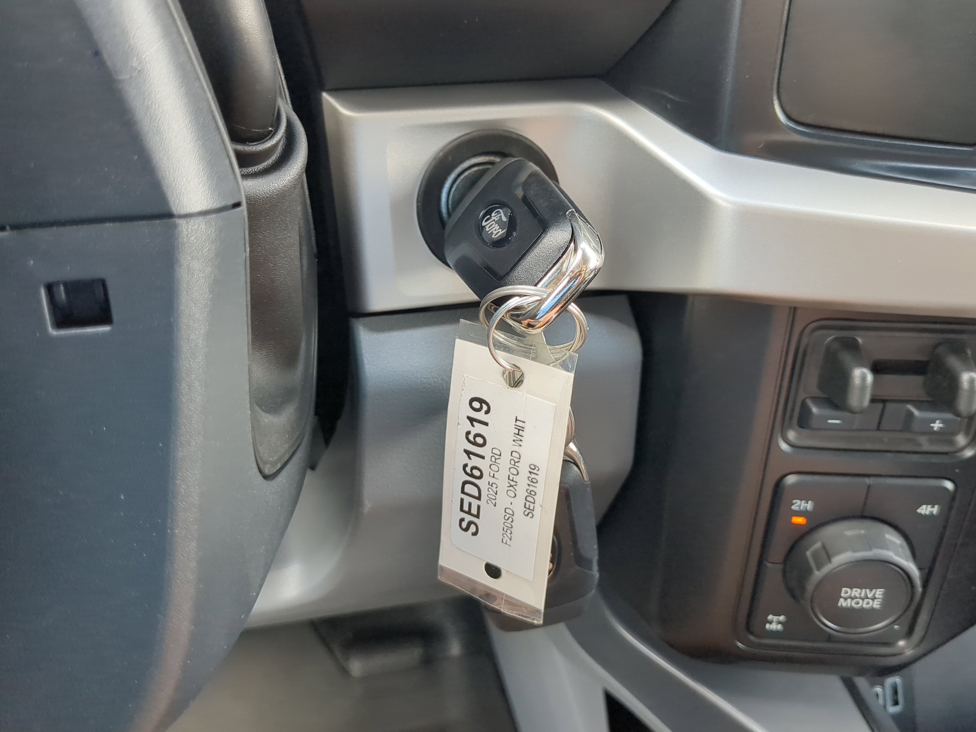 Certified 2025 Ford F250 XLT AWD/4WD image 25