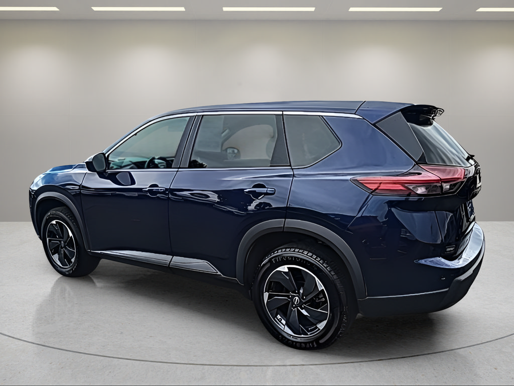 Used 2024 Nissan Rogue SV AWD/4WD image 8