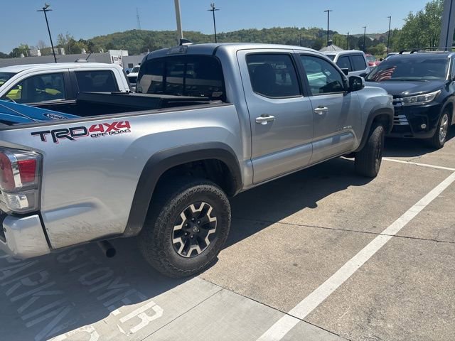 Used 2023 Toyota Tacoma TRD Off-Road w/ Technology Package AWD/4WD image 7