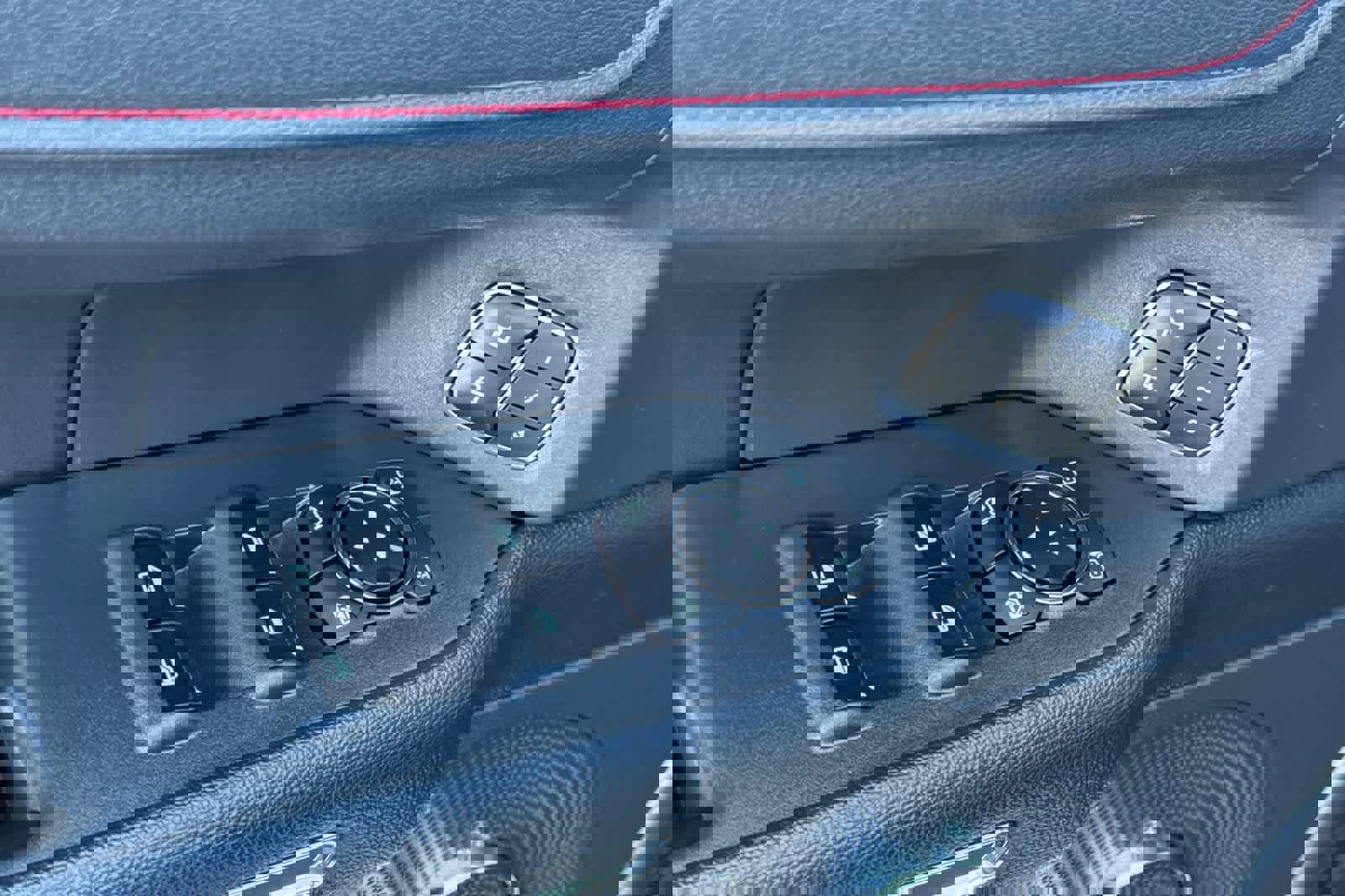 Certified 2024 Ford Expedition Limited image 13