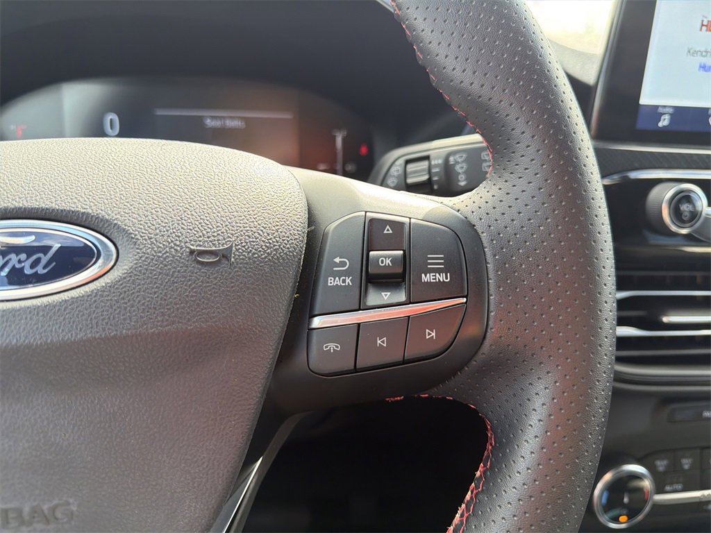 Certified 2025 Ford Escape ST-Line image 25