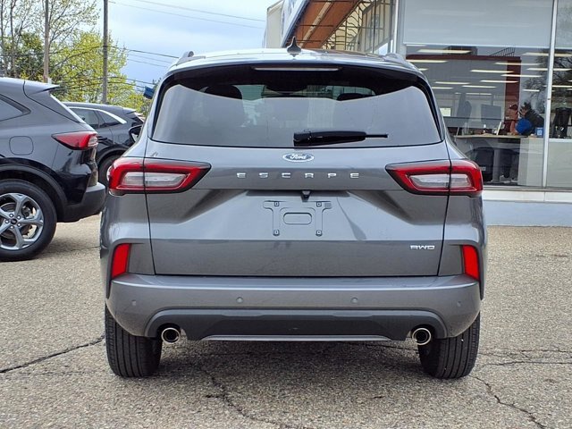 Certified 2024 Ford Escape ST-Line w/ Tech Pack #1 AWD/4WD image 22