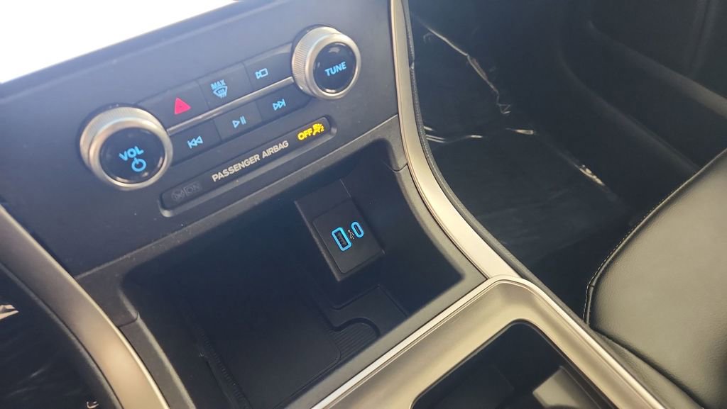 Certified 2023 Ford Edge SEL w/ Convenience Package image 17