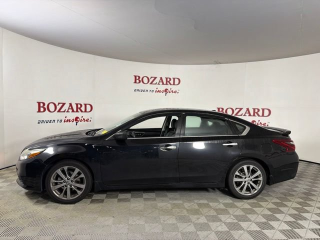 Used 2018 Nissan Altima 2.5 SR w/ SR Midnight Edition FWD image 5