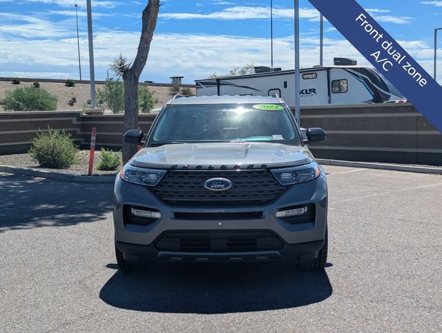 Certified 2024 Ford Explorer XLT w/ Equipment Group 202A RWD image 11