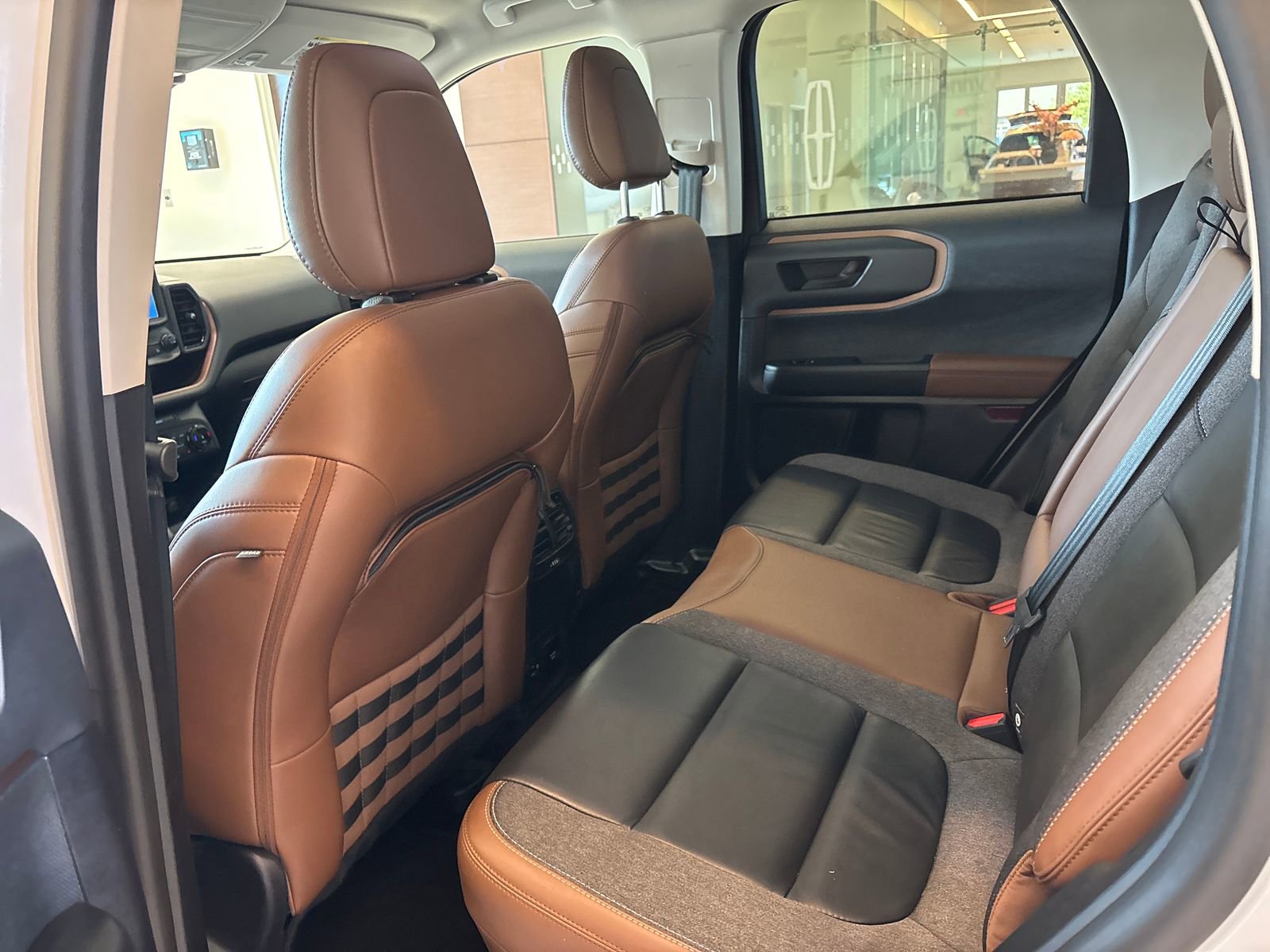 Certified 2023 Ford Bronco Sport Outer Banks AWD/4WD image 11