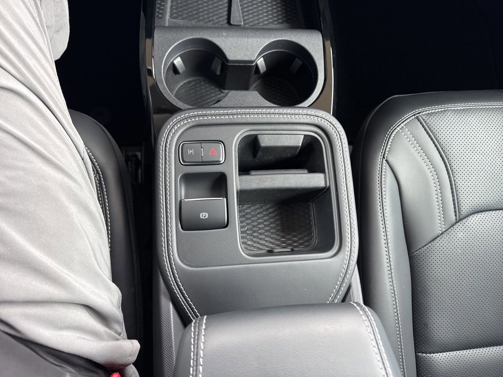 Certified 2025 Ford Mustang Mach-E Premium image 32