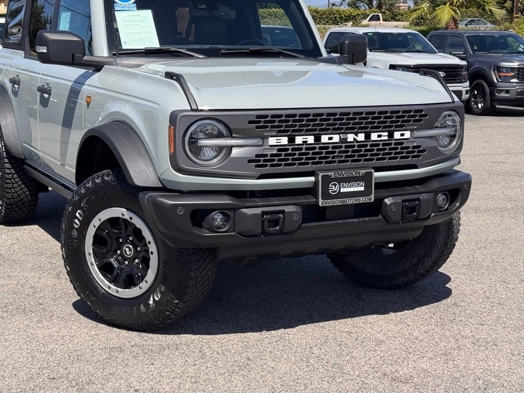 Certified 2022 Ford Bronco Badlands AWD/4WD image 3