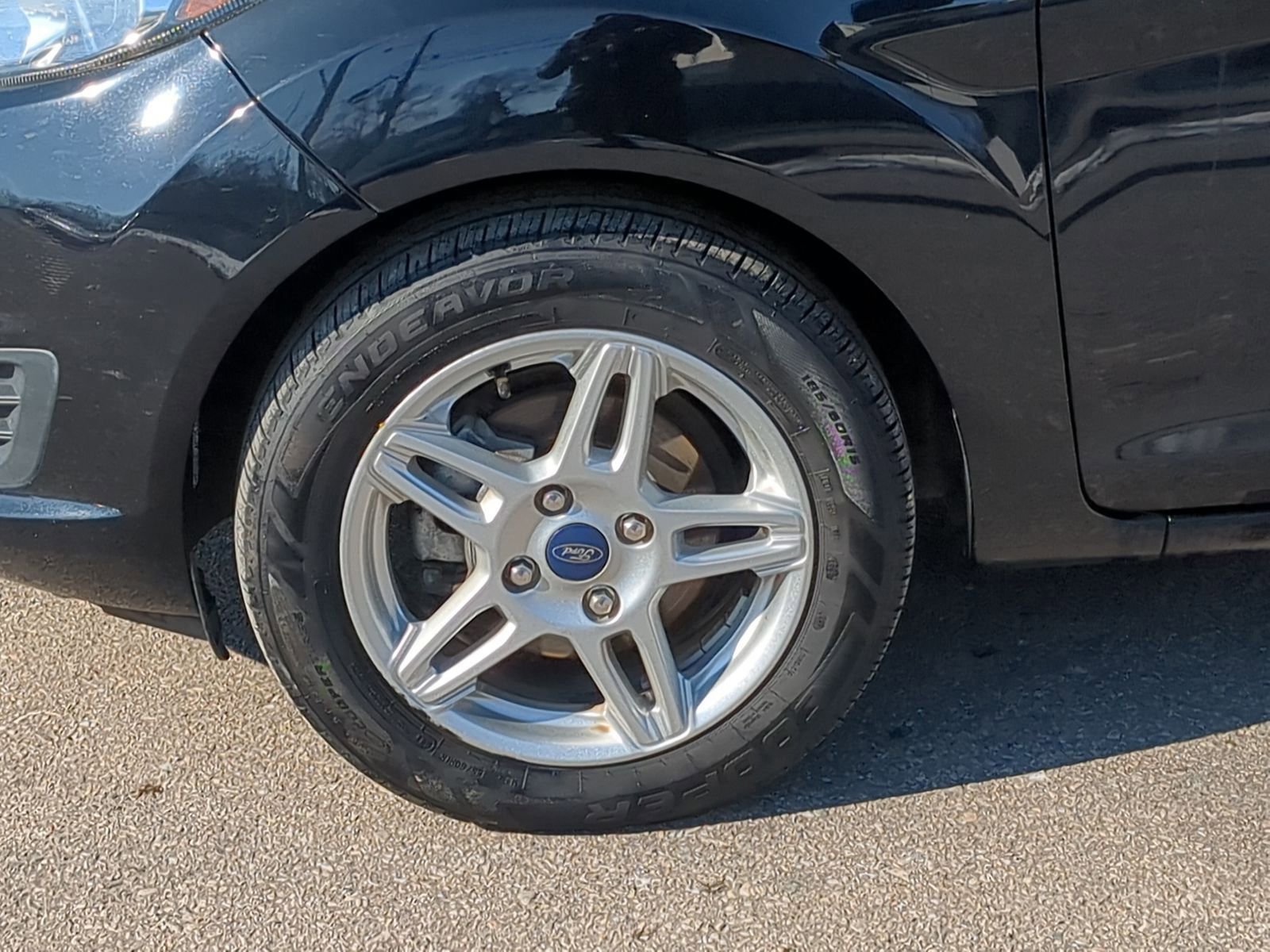 Certified 2018 Ford Fiesta SE image 17