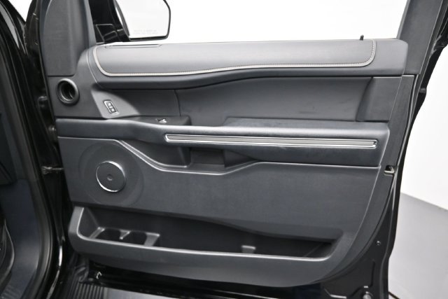 Certified 2024 Ford Expedition XLT AWD/4WD image 35