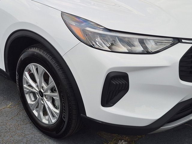 Certified 2025 Ford Escape Active w/ Tech Pack #1 FWD image 10