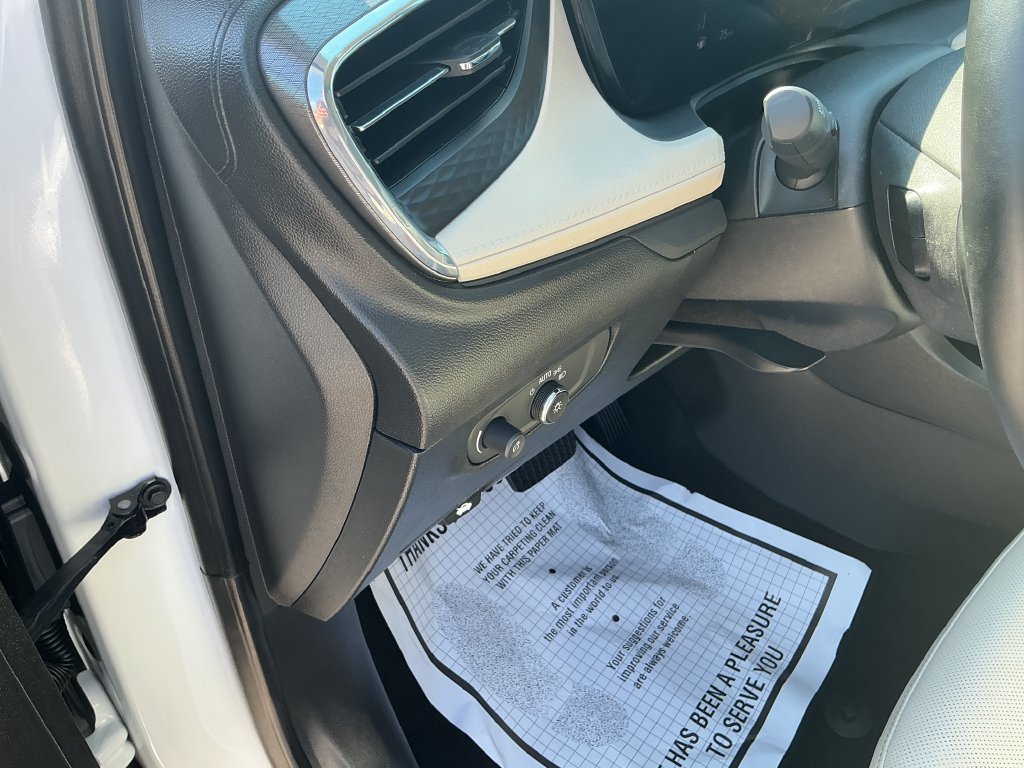 Used 2024 Buick Encore GX Sport Touring FWD image 15
