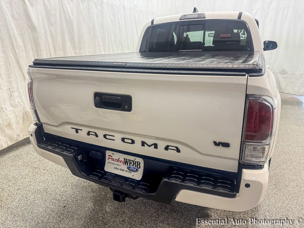 Used 2020 Toyota Tacoma TRD Sport w/ Technology Package image 5