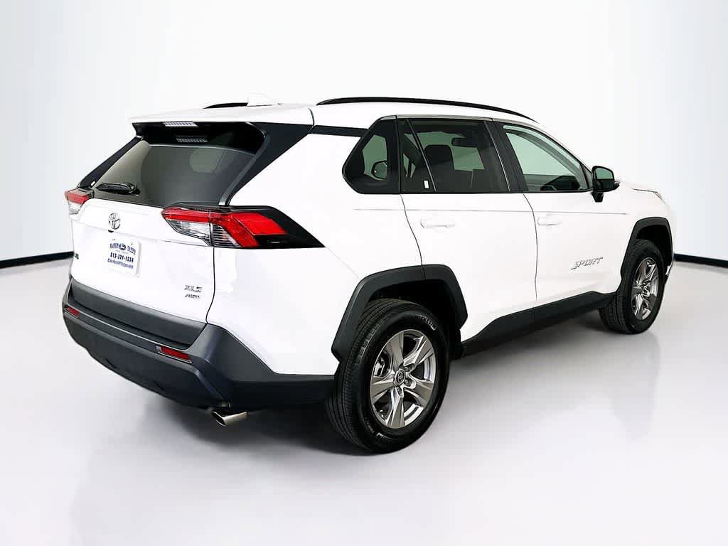 Used 2025 Toyota RAV4 XLE AWD/4WD image 25