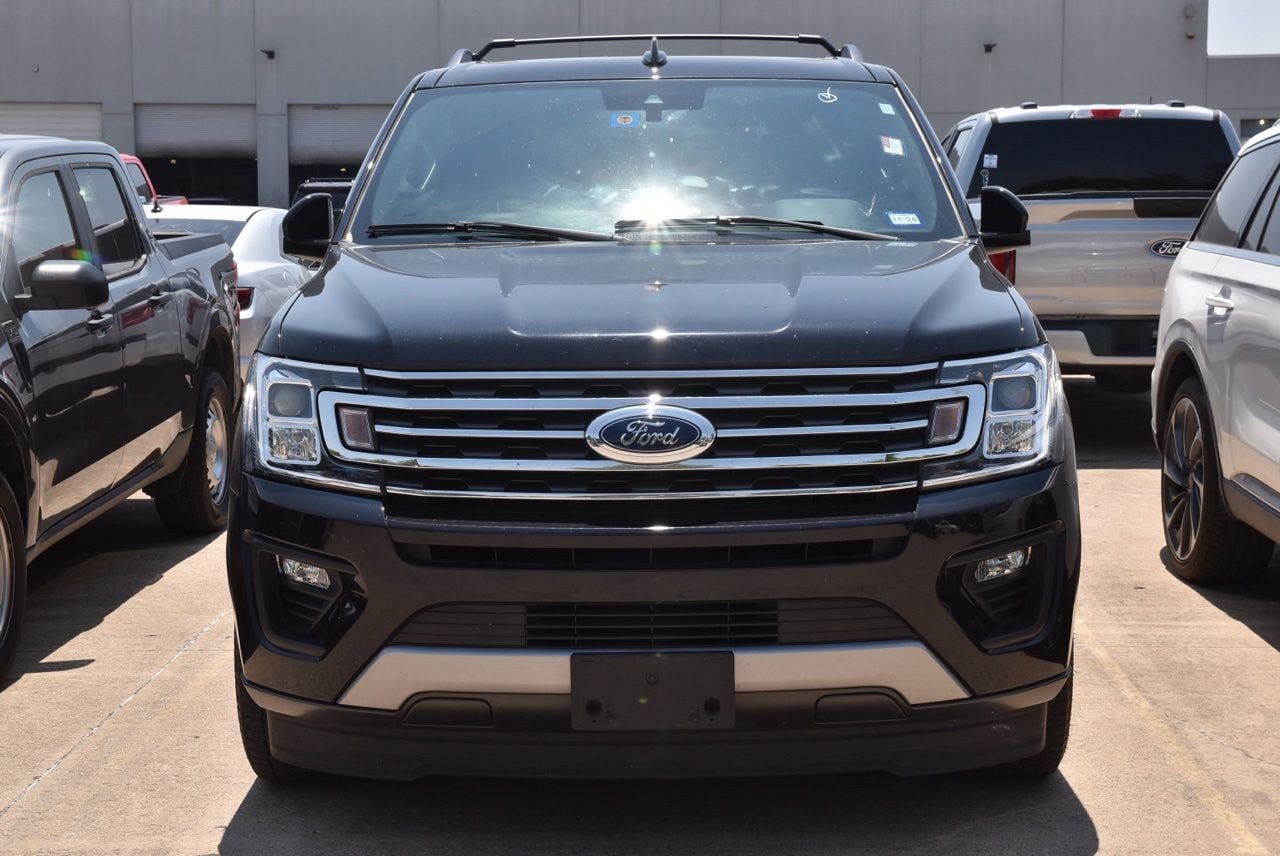 Certified 2021 Ford Expedition Max XLT RWD image 3