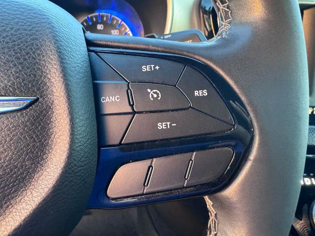 Used 2020 Chrysler Pacifica Touring w/ S Appearance Package FWD image 30