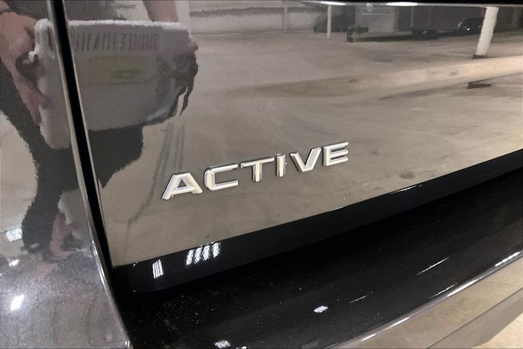 Certified 2025 Ford Expedition Active AWD/4WD image 8