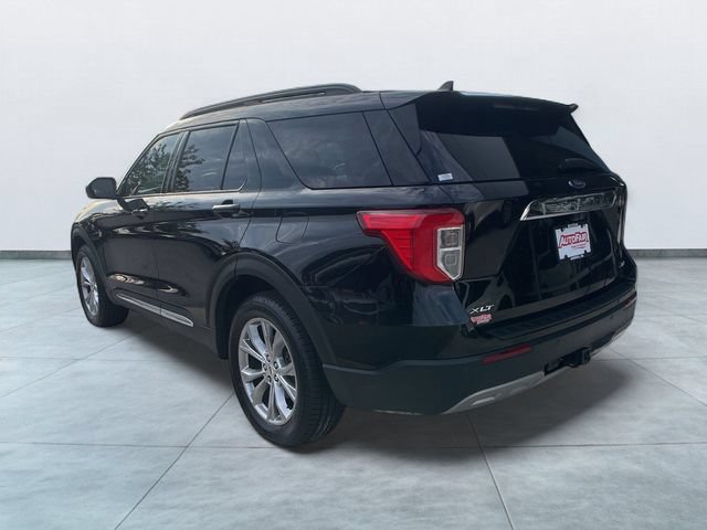 Certified 2021 Ford Explorer XLT w/ Equipment Group 202A AWD/4WD image 5