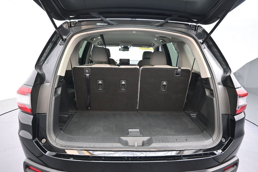 Used 2023 Honda Pilot LX image 15