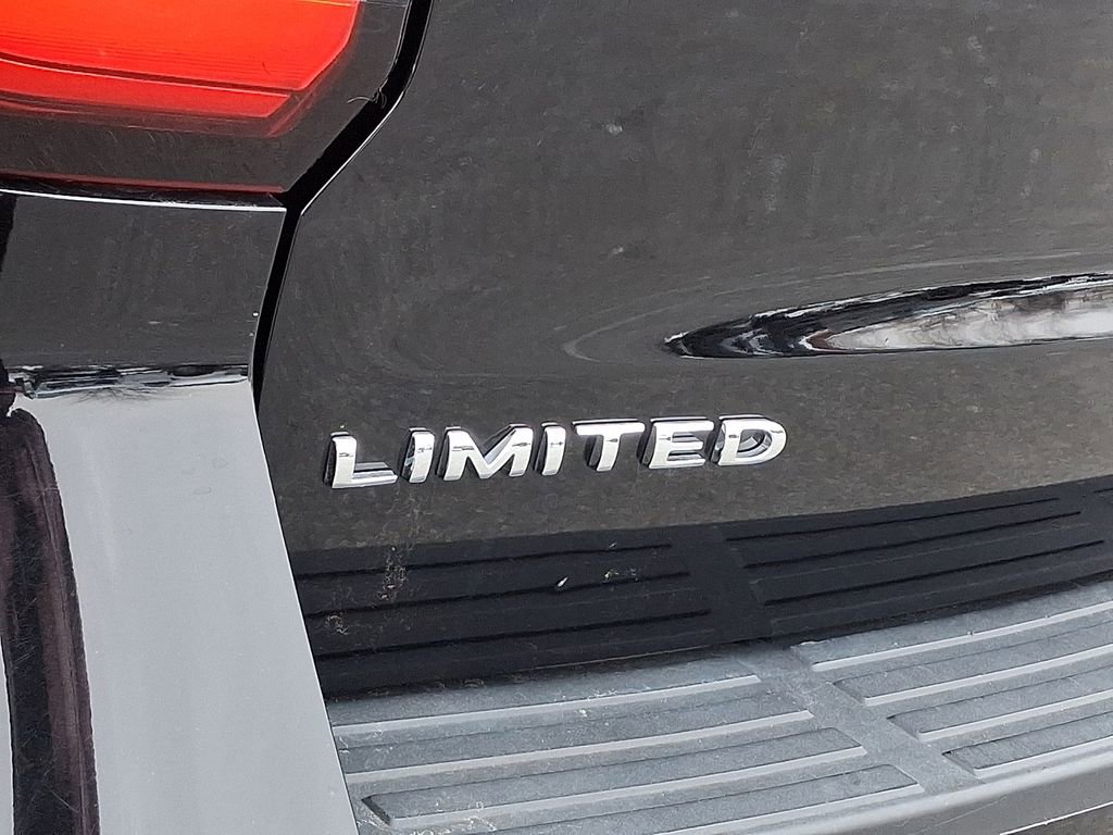 Certified 2024 Ford Expedition Limited image 32