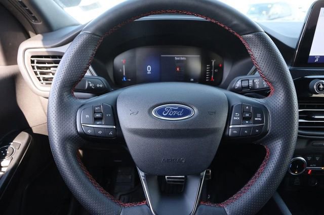 Certified 2024 Ford Escape ST-Line image 11