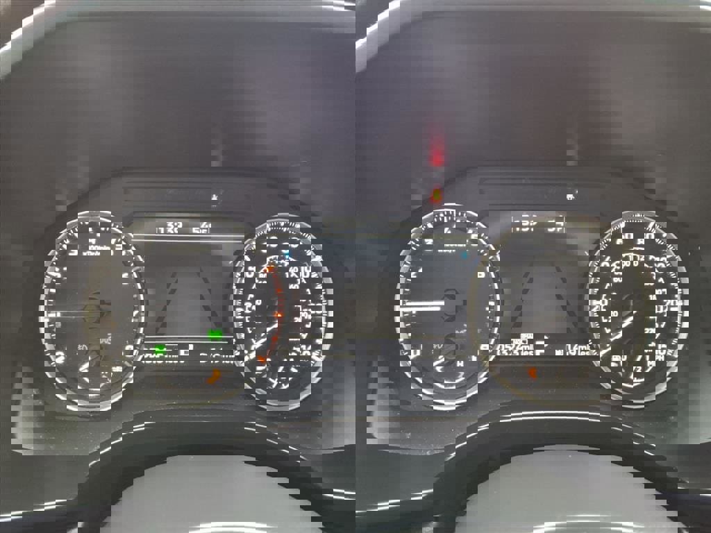 Used 2023 Mitsubishi Outlander SE image 18