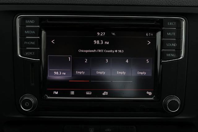 Used 2017 Volkswagen Jetta SE image 37