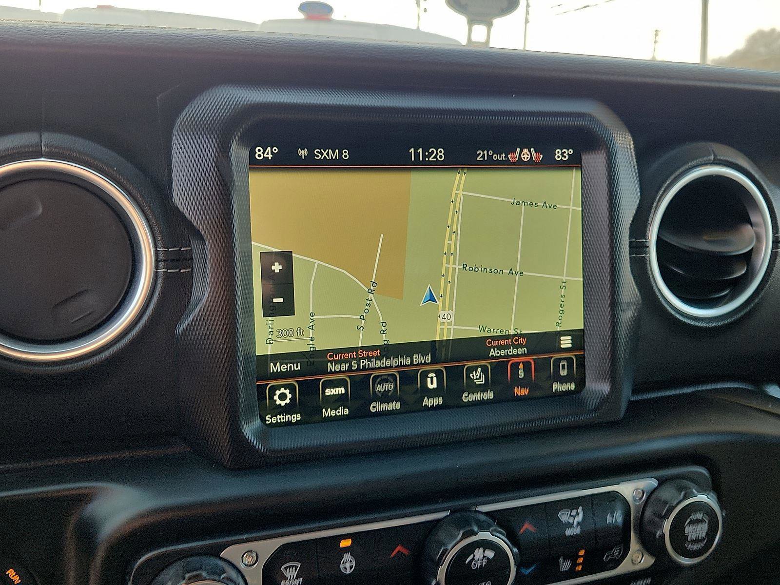 Used 2018 Jeep Wrangler Unlimited Sahara image 17