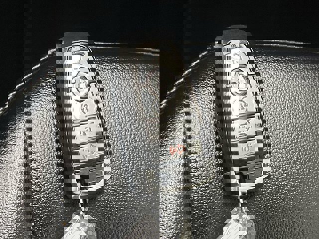 Certified 2022 Ford Edge ST-Line w/ Class II Trailer Tow Package image 33