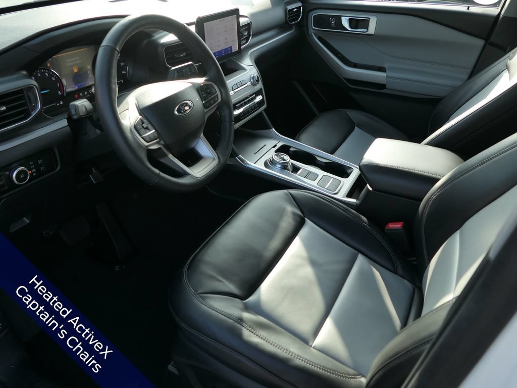 Certified 2024 Ford Explorer XLT w/ Equipment Group 202A RWD image 13