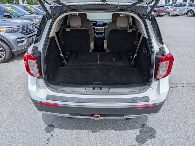 Certified 2023 Ford Explorer XLT w/ Equipment Group 202A AWD/4WD image 18