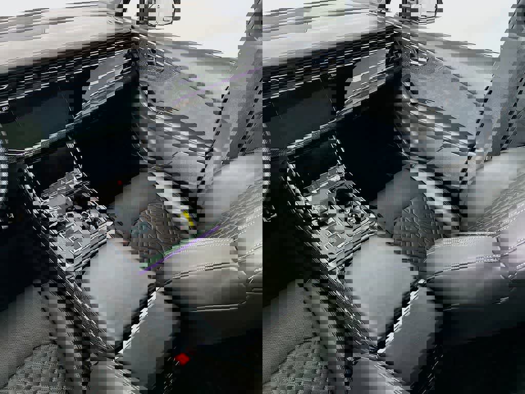 Used 2021 Audi SQ7 Premium Plus w/ Executive Package image 14