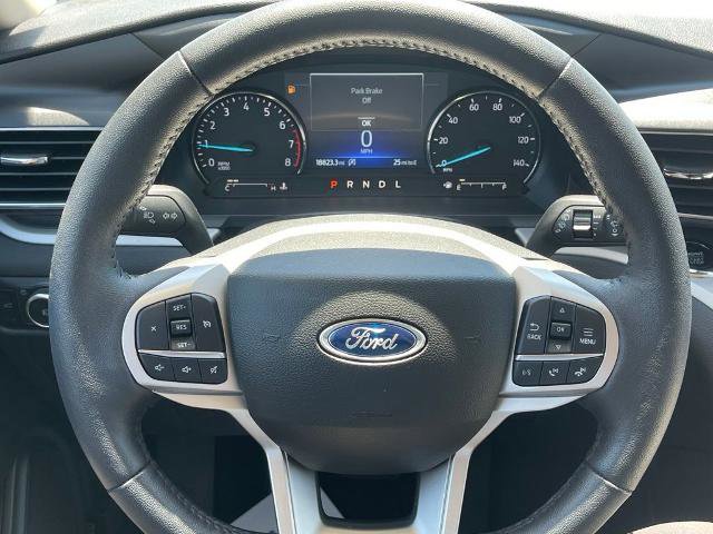 Certified 2024 Ford Explorer XLT w/ Equipment Group 202A AWD/4WD image 30