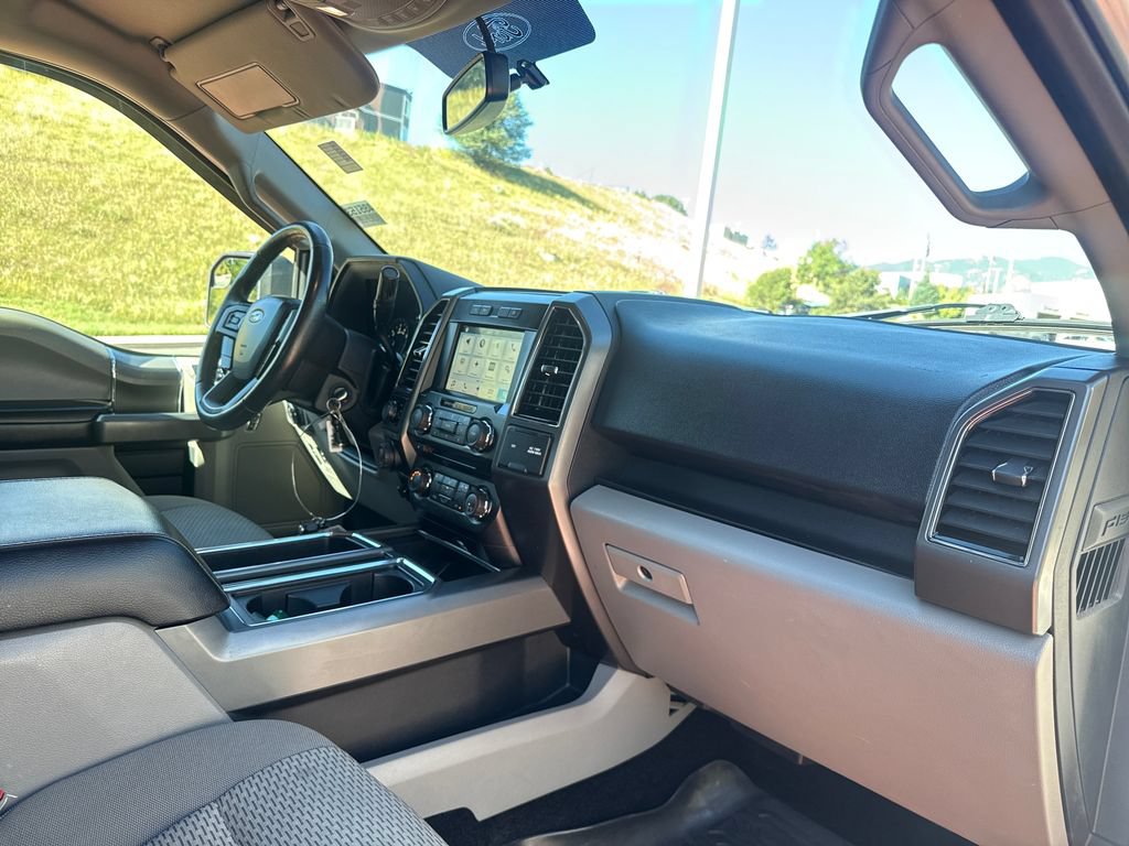 Certified 2018 Ford F150 XLT w/ Equipment Group 302A Luxury AWD/4WD image 30