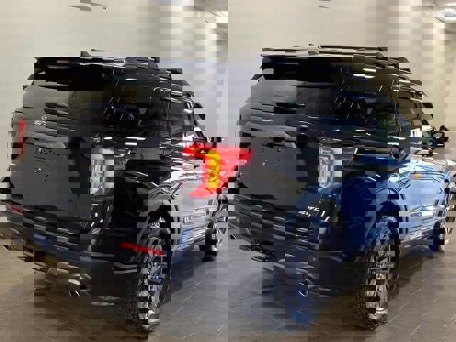 Certified 2022 Ford Explorer XLT w/ Equipment Group 202A image 9