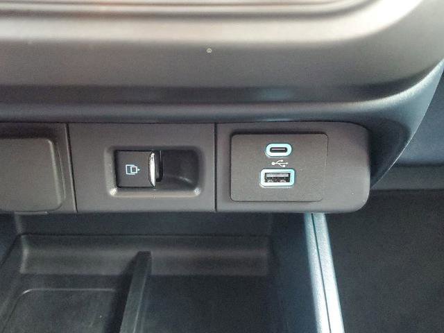 Certified 2023 Ford Maverick Lariat w/ Lariat Luxury Package image 29