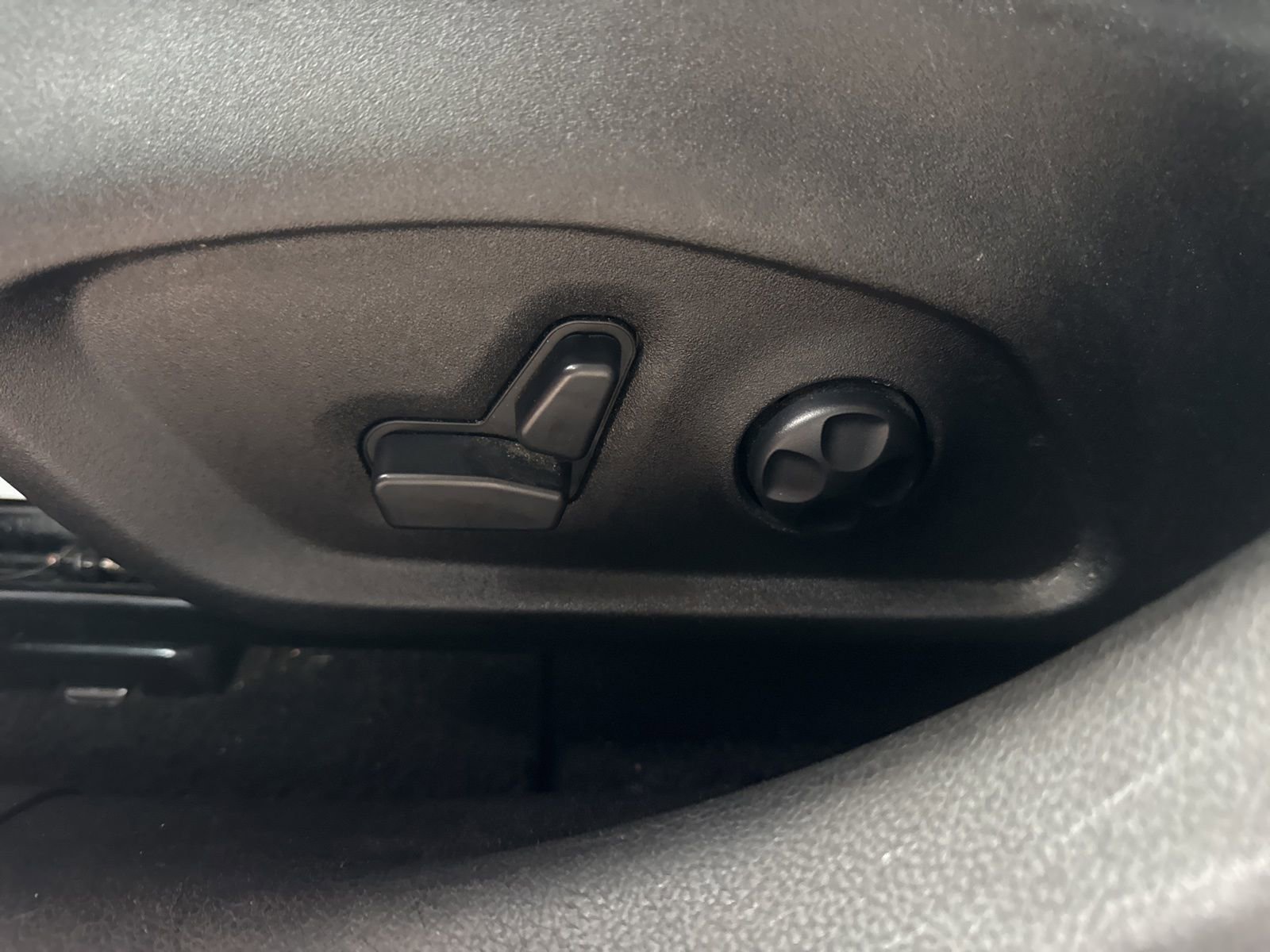 Used 2019 Jeep Renegade Trailhawk image 26