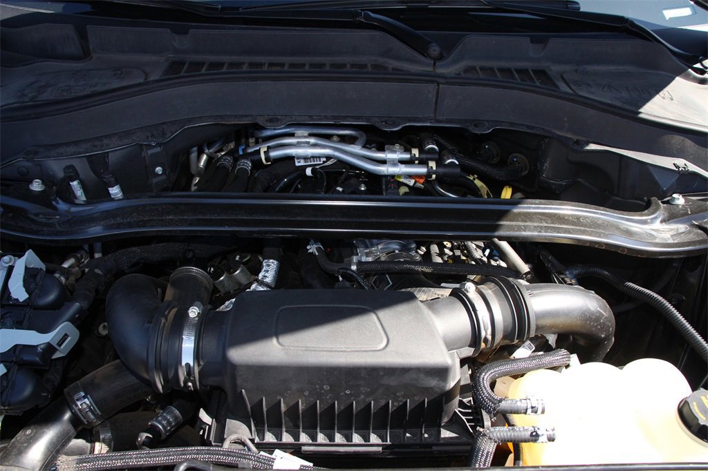 Certified 2021 Ford Explorer Platinum w/ Equipment Group 601A image 30