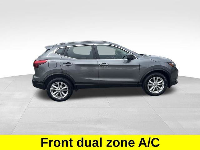 Used 2017 Nissan Rogue Sport SV w/ SV All-Weather Package AWD/4WD image 7